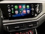 Volkswagen Polo 1.0 TSI Sportline (APPLE CARPLAY, GROOT NAVI, ADAPTIVE CRUISE, SPORTSTOELEN, LM VELGEN, ARMSTEUN, NIEUWE APK, NIEUWSTAAT)