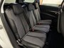 Peugeot 5008 1.2 PURE TECH ALLURE 7 PERSOONS AUTOMAAT NAVIGATIE ACHTERUITRIJ CAMERA TREKHAAK APPLE CARPLAY STOEL VERWARMING LMV 18 INCH !