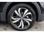 Volkswagen T-Cross 1.0 TSI Life Edition Climatronic, navigatie, digital cockpit Pro, Comfort pakket, Voorstoelen verwarmd