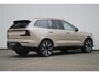 Volvo EX90 Twin Motor Ultra 7p. 111 kWh | Luchtvering | Panoramadak | Bose Premium audio | Adaptieve Cruise Control | Elektrische voorstoelen, achterbank en stuurwiel | 360 Parkeercamera | Alarmklasse 3 | Warmtepomp | 21 inch Lichtmetalen velgen |