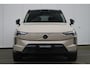 Volvo EX90 Twin Motor Ultra 7p. 111 kWh Luchtvering | Panoramadak | Premium audio by Harman Kardon | Adaptieve Cruise Control | Elektrische voorstoelen, achterbank en stuurwiel | 360 Parkeercamera | Alarmklasse 3 | Warmtepomp | 21 inch Lichtmetalen velgen |