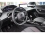 Peugeot 2008 1.2 100PK ALLURE PACK | CAMERA VOOR + ACHTER | NAVIGATIE | TREKHAAK | DRAADLOZE APPLE CARPLAY/ANDROID AUTO | DRAADLOZE TELEFOONLADER | CLIMATE CONTROL | LICHTMETALEN VELGEN 17" | ADAPTIVE CRUISE CONTROL | DAB+ RADIO | KEYLESS ENTRY/START | DODEHOEK DETECTIE |