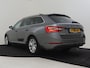 Skoda Superb Combi 1.5 TSI ACT Business Edition Plus 150pk DSG/AUTO | Dodehoek detectie | Achteruitrijcamera | Trekhaak | Stoelverwarming | Navigatie | Cruise control Adaptief | 17" LMV |