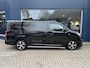 Peugeot Expert 2.0 BlueHDI 180 PK Automaat | Dubbele Cabine | 2 Schuifdeuren | Trekhaak | Achterklep Spoiler | Trekhaak | Side Bars | LM- velgen | Achteruitrij-Camera | Glas Look panelen rondom | Navigatie | Camera | Achterklep |