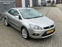 Ford Focus Coupé-Cabriolet 1.6 Titanium! NL AUTO NAP! Leer l Stoelverwarming l Cruise l PDC l NAVI! TOPSTAAT zeer verzorgd!