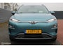 Hyundai Kona Electric EV Premium 64 kWh, leer, Stoel-stuurverwarming, Head-up Display, 3 fasen, Donker glas, App connect + Navi, Pdc + camera