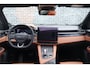 Lynk & Co 01 1.5 More | Cognac lederen bekleding | Adaptieve Cruise Control | Dodehoekdetectie | Panoramadak | Stoelverwarming | Stuurverwarming | Infinity Premium Audio Systeem| Apple Carplay/Android Auto | 360 graden Camera | 15,4 inch middendisplay | Elektrisch/Schuifkanteldak | 20 inch lichtmetalen velgen | Lederen bekleding | Elektrisch bedienbare achterklep
