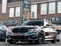 BMW 3-Serie Touring 330e xDrive High Exe M-Sport PANO LASER HARMAN KARDON HUD TREKHAAK CAMERA 19 INCH BOMVOL!!