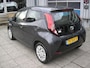 Toyota Aygo 1.0 VVT-i x-play 6.273 km! 1e eigenaar. NL AUTO