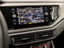 Volkswagen Polo 1.0 TSI Sportline Automaat (GROOT NAVI, ADAPTIVE CRUISE, PARKEERSENSOREN, SPORTSTOELEN, LM VELGEN, ARMSTEUN, NIEUWSTAAT)