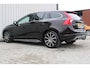 Volvo V60 2.4 D6 AWD Plug-In Hybrid Summum | Cruise control | Schuif/kantel dak | Trekhaak | Parkeercamera | Stoelverwarming | Navigatie | Climate control |