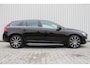 Volvo V60 2.4 D6 AWD Plug-In Hybrid Summum | Cruise control | Schuif/kantel dak | Trekhaak | Parkeercamera | Stoelverwarming | Navigatie | Climate control |