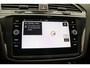 Volkswagen Tiguan Highline Business R 1.5 TSI 150pk DSG Automaat Trekhaak, Adaptive cruise control, Navigatie, Head up display, Achteruitrijcamera, LED koplampen, Stoelverwarming