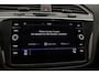 Volkswagen Tiguan Highline Business R 1.5 TSI 150pk DSG Automaat Trekhaak, Adaptive cruise control, Navigatie, Head up display, Achteruitrijcamera, LED koplampen, Stoelverwarming