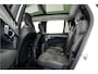 Volvo XC90 2.0 T8 AWD 335kW/456pk Aut8 Recharge Ultra Dark 7P LUCHTVERING + BOWERS&WILKINS + PANORAMADAK + PILOT ASSIST + STOELMASSAGE + HEAD-UP + STOEL-&STUURVERWARMING + LEDEREN DASHBOARD + 360 CAMERA + ACHTERBANKVERWARMING + 21" LM-VELGEN!