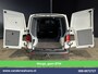 Volkswagen Transporter 2.0 TDI 150pk **Marge, GEEN BTW** L2H1 Euro6 Airco | 2500kg Trekhaak | Cruisecontrol | Stoelverwarming Parkeersensoren, Bijrijdersbank