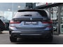 BMW 3-Serie Touring 330e xDrive M-sport Pano Memory HuD 360 El.Haak ACC Laser HiFi Keyless Ambient 19” Bliss