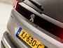 Peugeot 3008 1.2 PureTech Allure Sport 131Pk Automaat (APPLE CARPLAY, GROOT NAVI, MEMORY SEATS, LEDER, STOELVERWARMING, ADAPTIVE CRUISE, GETINT GLAS, KEYLESS, 360 CAMERA, TREKHAAK, NIEUWSTAAT)