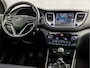 Hyundai Tucson 1.6 T-GDi Sport (NAVIGATIE, CLIMATE, CAMERA, STOELVERWARMING, SPORTSTOELEN, TREKHAAK, GETINT GLAS, CRUISE, LM VELGEN, NIEUWSTAAT)
