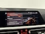 BMW 3-Serie 318i High Executive M-Sport | Pano | Virtual | Sfeer | Camera | HuD | Carplay | Stoelverw.
