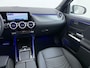 Mercedes-Benz EQA 250+ Business Solution | Trekhaak | LED Koplampen | Adaptieve Grootlichtassistent | Stoelverwarming | Sfeerverlichting | Elektrische Achterklep | Achteruitrijcamera | Parkeersensoren