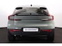 Volvo EC40 Extended Range Plus 82 kWh - Panoramadak - IntelliSafe Assist & Surround - Harman/Kardon audio - Parkeercamera achter - Verwarmde voorstoelen & stuur - Parkeersensoren voor & achter - Draadloze tel. lader - Warmtepomp - Extra getint glas - 20' LMV