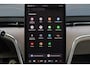 Volvo EX90 Performance Ultra 7p. 111 kWh - Luchtvering - Panoramadak - IntelliSafe Assist & Surround - 360º Camera - Bowers & Wilkins audio - Verwarmde voorstoelen, stuur & achterbank - Parkeersensoren voor & achter - Geventileerde voorstoelen - Head up display - Extra getint glas - Elektr. inklapbare trekhaak - 22' LMV