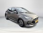 Toyota Yaris 1.5 Hybrid Dynamic **NAVIGATIE/ KEYLESS/ ADAPTIEF CRUISE CONTROL/ 36 MAANDEN GARANTIE**