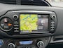 Toyota Yaris 1.5 Hybrid Bi-Tone Plus, Panoramadak,Navigatie,Achteruitrij camera,Climate control