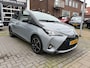 Toyota Yaris 1.5 Hybrid Bi-Tone Plus, Panoramadak,Navigatie,Achteruitrij camera,Climate control