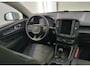 Volvo XC40 1.5 T2 130PK Momentum Core / Airco-ecc./ Xenon / Navigatie / Lmv./ Pdc.A / Radio multimedia / Apk 03-2027