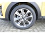 Kia Stonic 1.0 T-GDi DynamicLine | Trekhaak | Camera | Parkeersensoren | Clima | Privacy Glass | Cruise Control