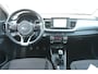 Kia Stonic 1.0 T-GDi DynamicLine | Trekhaak | Camera | Parkeersensoren | Clima | Privacy Glass | Cruise Control
