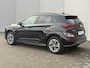 Hyundai Kona Electric EV Premium 64 kWh Automaat / SOH 100% / HUD / Stoelverwarming / ACC / Dodehoek Detecetie / Apple Carplay & Android Auto / Elektr. Stoel verstelling / Lederen Bekleding / Krell Audio /