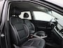 Kia Niro EV e-Niro ExecutiveLine 64 kWh | SOH 77,9 % | APPLE CARPLAY | ANDROID AUTO | LEDEREN BEKLEDING | STOELVERWARMING | STOELKOELING | ACHTERUITRIJCAMERA | PARKEERSENSOREN | STUURWIELVERWARMING | JBL SOUNDSYSTEM | CRUISE CONTROL |