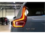 Volvo XC40 1.5 T4 155kW/211pk DCT7 Plug-in hybrid Ultimate Bright PANORAMADAK + HARMAN/KARDON + TAILORED WOOL INTERIEUR + ADAPT.CRUISE + MATRIX LED + LANE ASSIST + STOEL-&STUURVERWARMING + CAMERA + BLIS + EL.STOELEN + PARKSENSOREN V&A + 19" LM-VELGEN!!