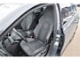 Volkswagen Golf 1.5 eTSI R-Line Business , BIN+BUIT R-LINE , TREKHAAK , A UITRIJ CAM , NAVI , CLIMATR , LMV18 , LED KOPL ,
