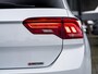 Volkswagen T-Roc 2.0 TSI 4Motion Sport | Navigatie | Stoelverwarming | Parelmoer Lak | Adaptieve Cruise Control | Apple Carplay | Android Auto | 18'' Lichtmetalen Velgen | LED Koplampen | Climate Control | Elektrische Kofferklep |