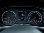 Volkswagen T-Roc 2.0 TSI 4Motion Sport | Navigatie | Stoelverwarming | Parelmoer Lak | Adaptieve Cruise Control | Apple Carplay | Android Auto | 18'' Lichtmetalen Velgen | LED Koplampen | Climate Control | Elektrische Kofferklep |