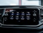Volkswagen T-Roc 2.0 TSI 4Motion Sport | Navigatie | Stoelverwarming | Parelmoer Lak | Adaptieve Cruise Control | Apple Carplay | Android Auto | 18'' Lichtmetalen Velgen | LED Koplampen | Climate Control | Elektrische Kofferklep |