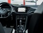 Volkswagen T-Roc 2.0 TSI 4Motion Sport | Navigatie | Stoelverwarming | Parelmoer Lak | Adaptieve Cruise Control | Apple Carplay | Android Auto | 18'' Lichtmetalen Velgen | LED Koplampen | Climate Control | Elektrische Kofferklep |