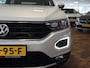 Volkswagen T-Roc 2.0 TSI 4Motion Sport | Navigatie | Stoelverwarming | Parelmoer Lak | Adaptieve Cruise Control | Apple Carplay | Android Auto | 18'' Lichtmetalen Velgen | LED Koplampen | Climate Control | Elektrische Kofferklep |