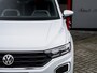 Volkswagen T-Roc 2.0 TSI 4Motion Sport | Navigatie | Stoelverwarming | Parelmoer Lak | Adaptieve Cruise Control | Apple Carplay | Android Auto | 18'' Lichtmetalen Velgen | LED Koplampen | Climate Control | Elektrische Kofferklep |