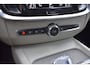 Volvo V60 B3 177PK Automaat Inscription | Trekhaak | ACC | Leder| Stuurverwarming | Elektr. Stoel