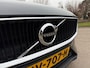 Volvo V60 2.0 T5 Momentum Automaat | Apple CarPlay/Android Auto | H-Leder | 18" Velgen | Navi | Clima | PDC | Cruise | LED |
