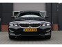 BMW 3-Serie 320i High Executive - Leder - Stoelverwarming - Dealer onderhouden - Luxery line 18 Inch Lichtmetalen velgen