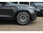 Land Rover Range Rover Velar 3.0 V6 SC AWD R-Dynamic S / Panoramadak / Camera / Leder / Meridian / 21'' / Stoelventilatie+Massage / Entertainment System / Keyless / Navigatie / Stoelverwarming 4x / Cruise Control