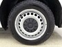 Volkswagen Transporter 2.0 TDI L2H1 150PK | Automaat | Airco | Multifunctioneel stuurwiel | Cruise controle | Radio | Parkeersensoren achter | Sortimo | TomTom navigatie |