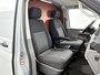 Volkswagen Transporter 2.0 TDI L2H1 150PK | Automaat | Airco | Multifunctioneel stuurwiel | Cruise controle | Radio | Parkeersensoren achter | Sortimo | TomTom navigatie |