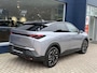 Peugeot 3008 1.2 Hybrid 145 GT Exclusive | Meest Complete van NL | Bouwjaar 10-2025 | Ruim € 11.000 Voordeel | Panorama/Schuif-Kanteldak | Afn. Trekhaak 1200 KG | FOCAL Audio | Luxe Alcantara & Leder Interieur met Massage | 360 Vision Camera | Navigatie | Adaptieve Cruise Control | Elektrische Kofferklep | Dode Hoek Signalering | Stoel- & Stuurverwarming |
